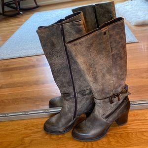 White Mountain Women's Distressed Brown Knee-High Heeled Boots